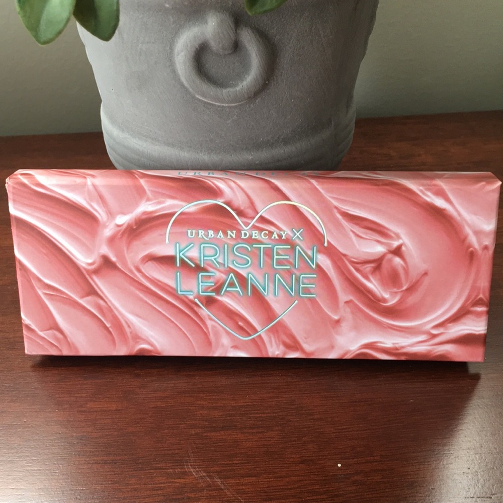 Urban Decay Kristen Leanne Daydream Palette